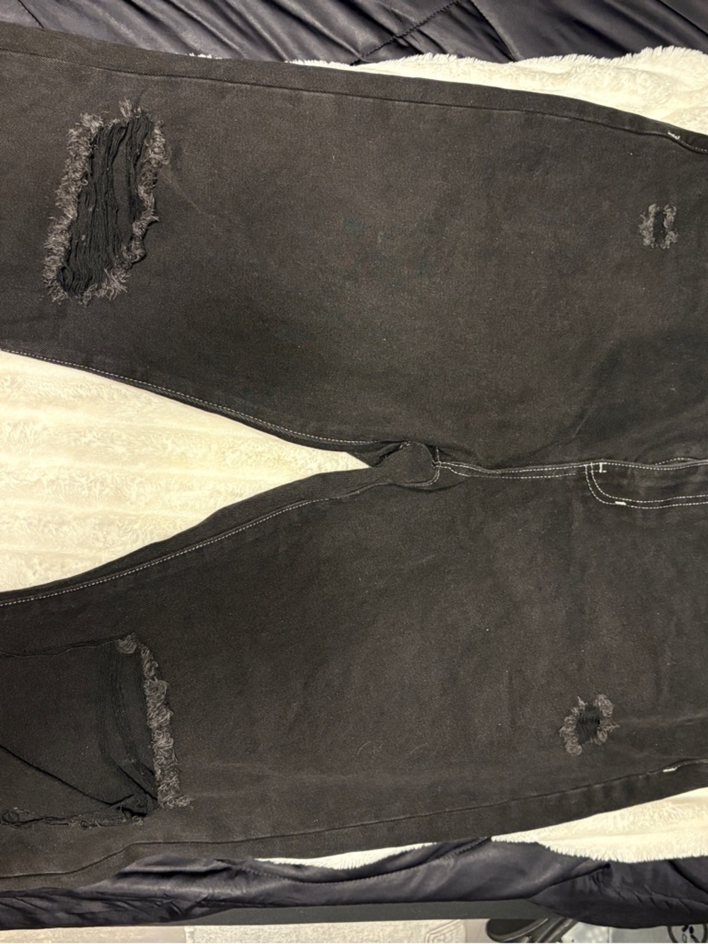 Women’s Black Distressed Jeans